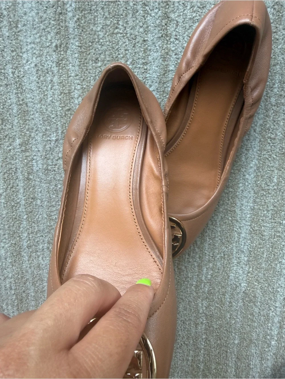 Tory Burch Reva Heeled Ballet Flats with Gold Logo (Brown)
